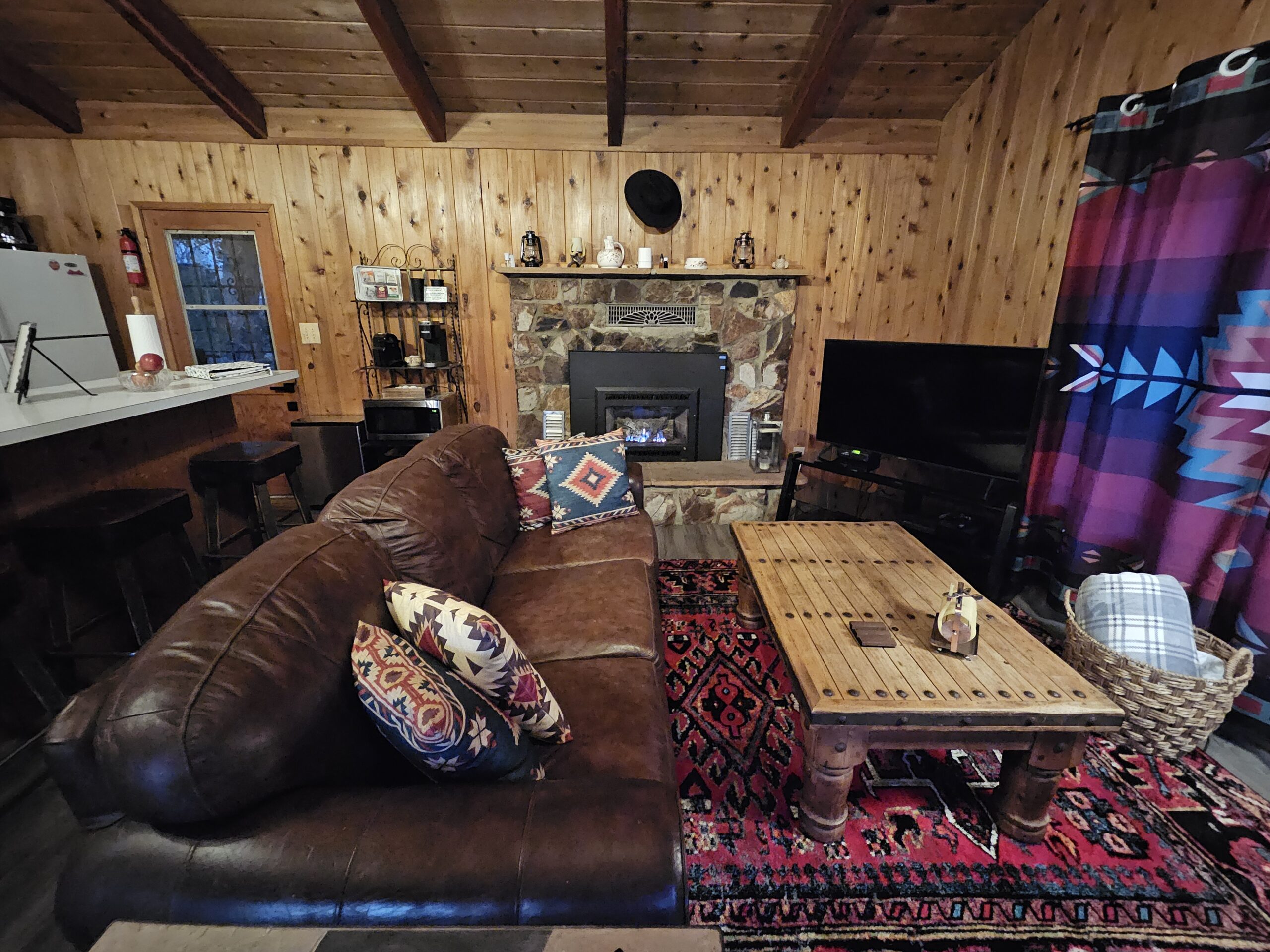 Living room zoom in